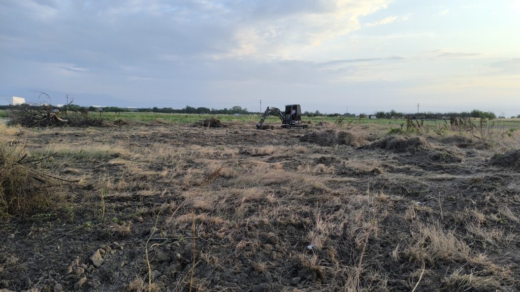 Извозване на земни маси и отпадъци img 20260605 201711